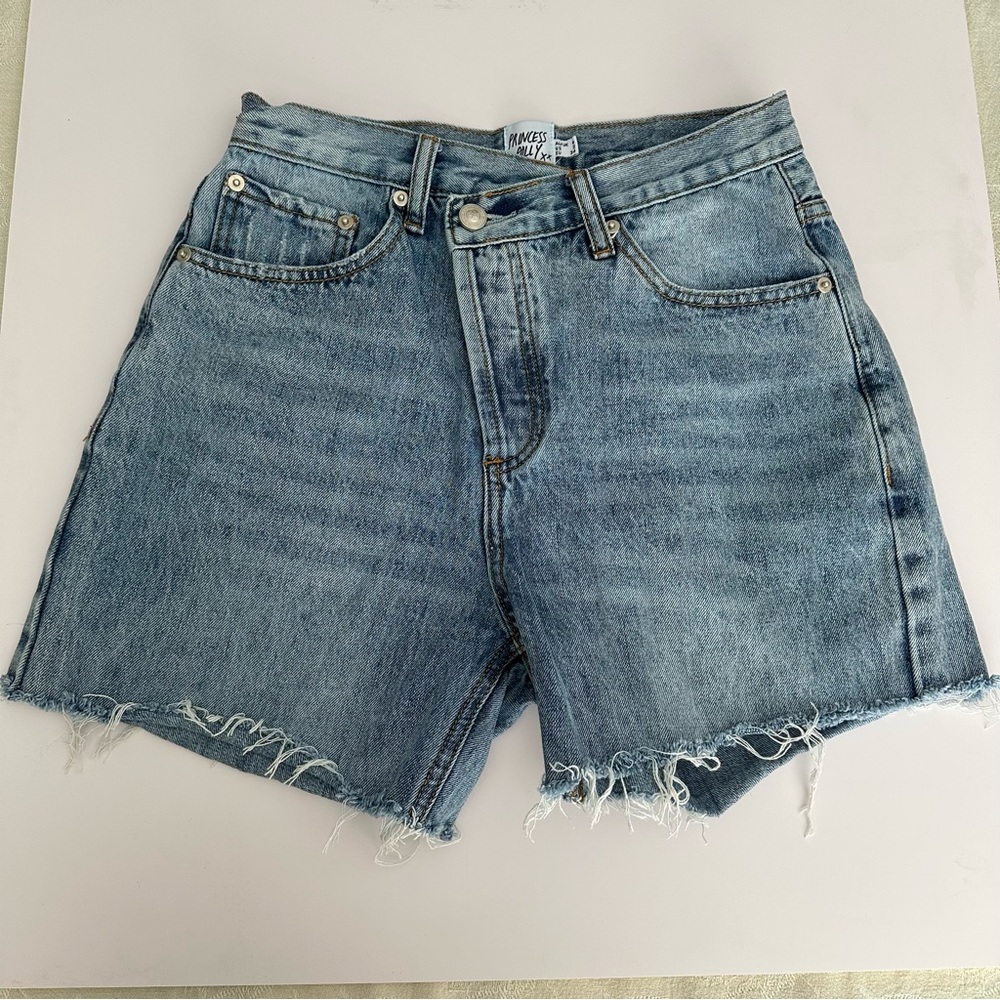 Princess Polly Women's Blue Denim asymmetrical Shorts size 2